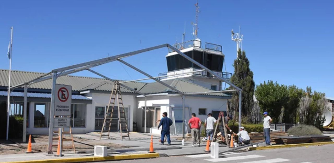 El Tehuelche Airport