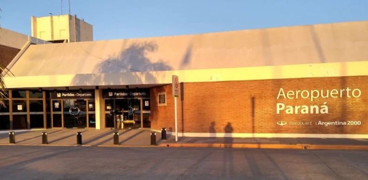 General Justo José de Urquiza Airport