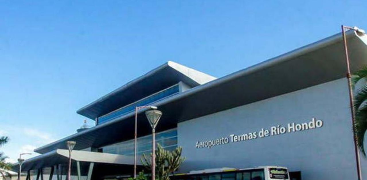 Termas de Río Hondo Airport